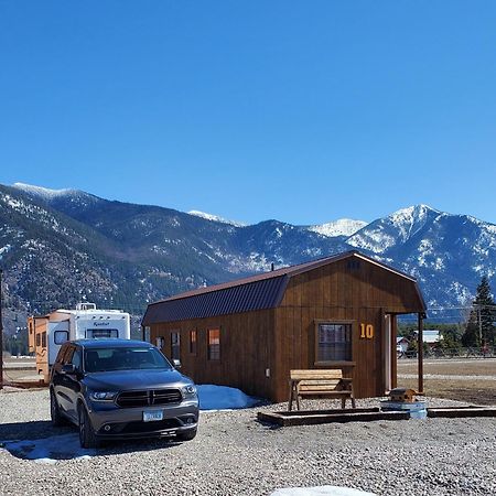 Glacier Acres Guest Ranch Motel Columbia Falls Dış mekan fotoğraf