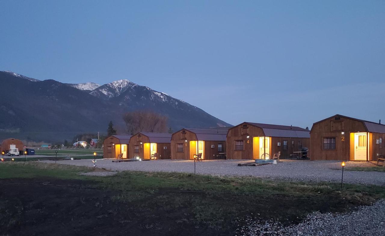 Glacier Acres Guest Ranch Columbia Falls Dış mekan fotoğraf