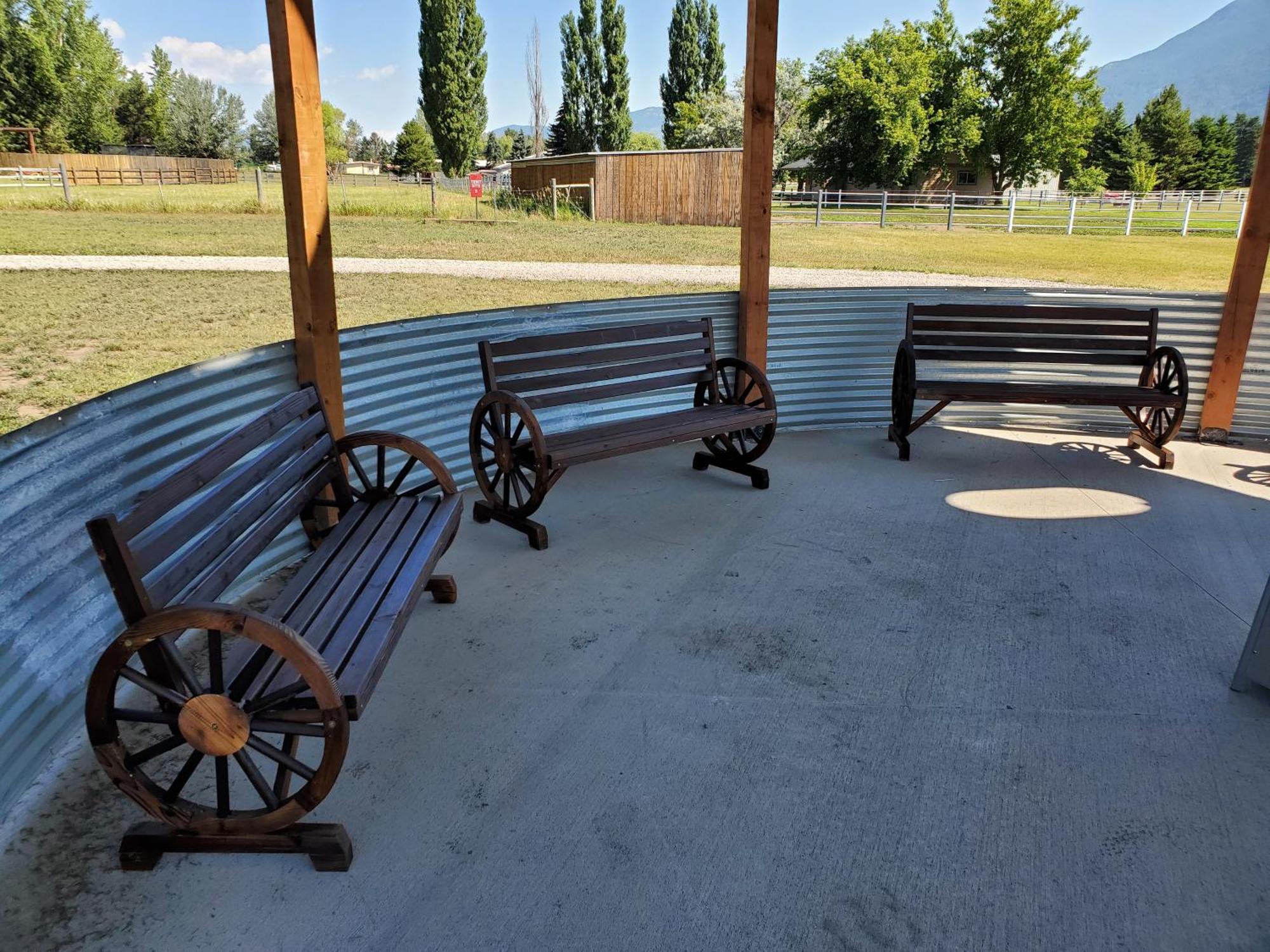 Glacier Acres Guest Ranch Columbia Falls Dış mekan fotoğraf